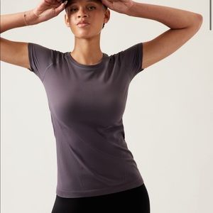 Athleta momentum seamless tee